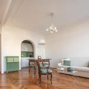 Apartment Venetian Palace R&r, Venice