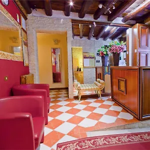 Hotel Henry, Veneza