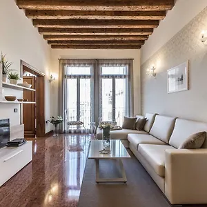 Apartment Ca' Del Monastero 1 Collection For 4 Guests With Balcony And Lift, Venice