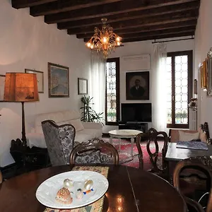 Apartment La Poetessa, Venedig