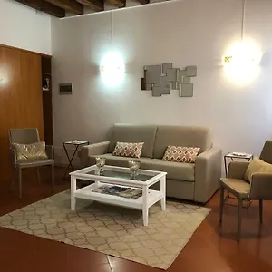 Apartment Ca' Del Cortile, Venedig